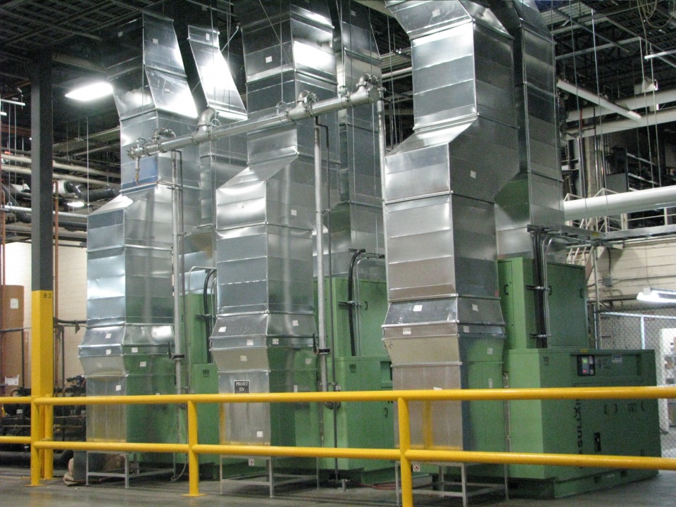 système Ventilation industrielle triple